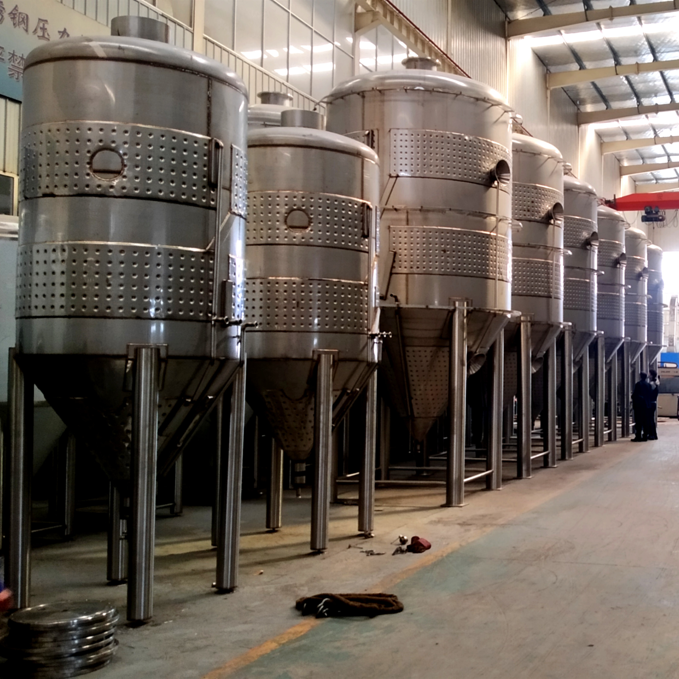 Chinese factory supply whole set of stainless steel commercial beer brewing equipment ZZ